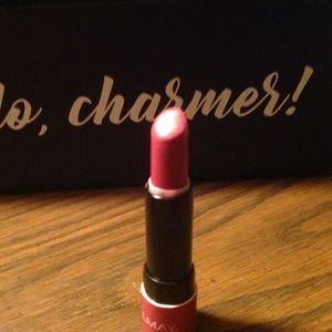 Almay lip stick